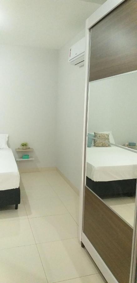Apartamento Novo E Completo No Centro De Palmas C/ Internet Exterior photo